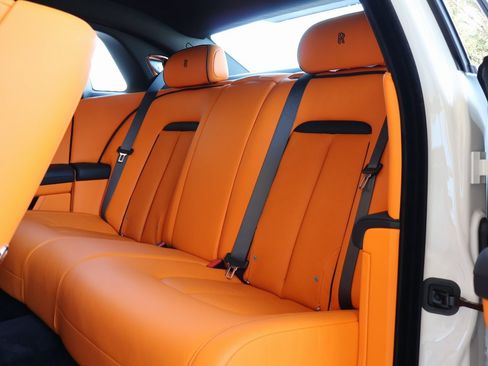 Used 2022 Rolls-Royce Ghost image 16