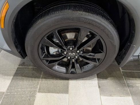 Used 2025 INFINITI QX60 Luxe w/ Black Edition image 7