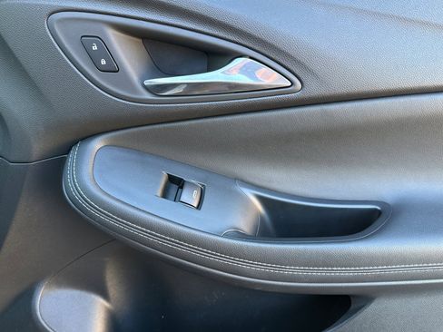 Used 2024 Buick Encore GX Sport Touring image 21