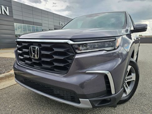 Used 2024 Honda Pilot EX-L image 1