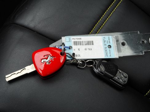 Used 2014 Ferrari 458 Italia Coupe RWD image 38