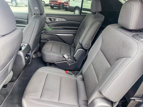 Used 2026 Chevrolet Traverse LT w/ Driver Confidence Package image 17