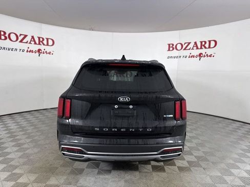 Used 2021 Kia Sorento S image 7