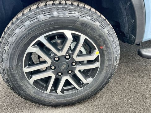 New 2025 Ford Ranger Lariat w/ FX4 Off-Road Package image 12