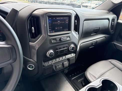 Used 2023 GMC Sierra 1500 Pro w/ Pro Value Package AWD/4WD image 18