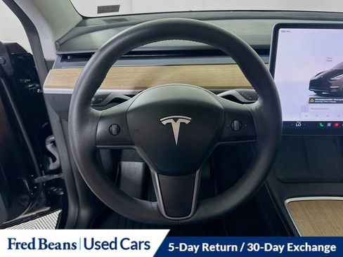 Used 2024 Tesla Model Y Long Range AWD/4WD image 14