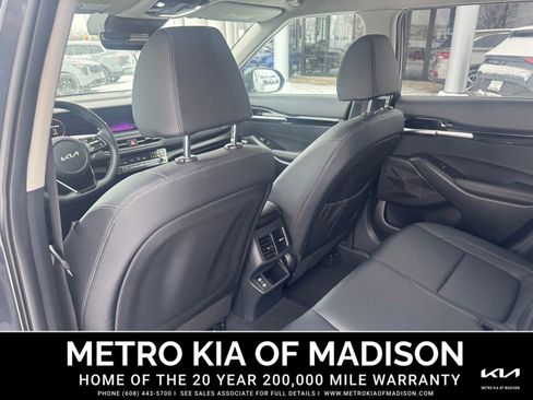 Used 2025 Kia Seltos SX image 24
