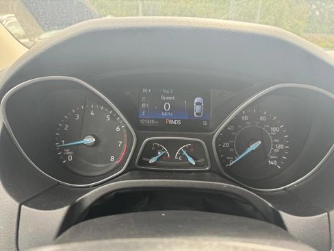 Used 2017 Ford Focus Titanium image 18