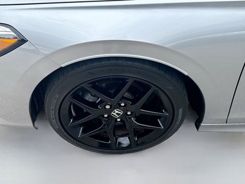 Used 2023 Honda Civic Sport image 35
