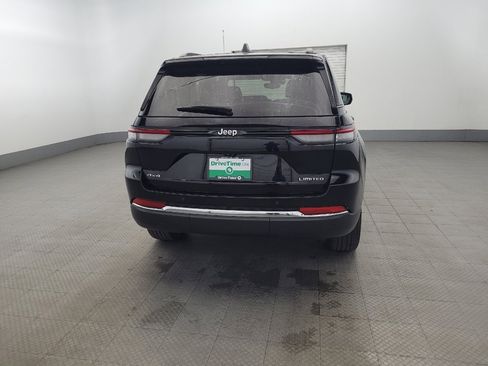 Used 2023 Jeep Grand Cherokee Limited image 7