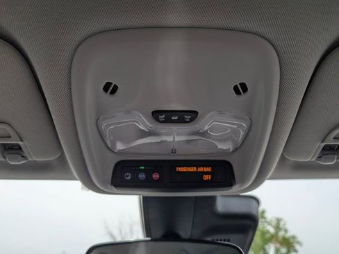 Used 2023 Chevrolet Bolt EUV LT w/ Driver Confidence Package FWD image 24