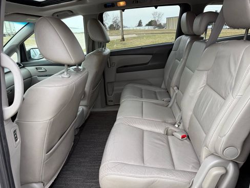 Used 2011 Honda Odyssey EX-L image 17
