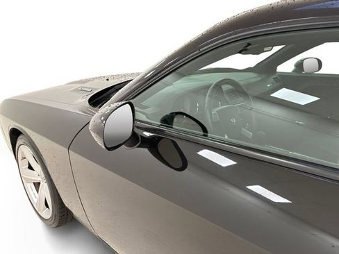 Used 2008 Dodge Challenger SRT8 RWD image 10