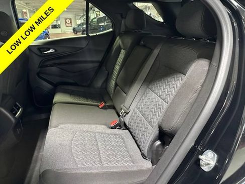 Used 2023 Chevrolet Equinox LT AWD/4WD image 29