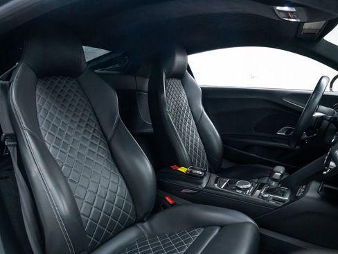 Used 2020 Audi R8 V10 image 24