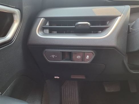 Used 2025 Kia K4 FWD image 29
