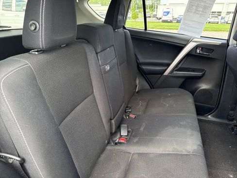 Used 2016 Toyota RAV4 XLE AWD/4WD image 15