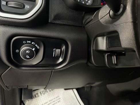 Used 2025 RAM 2500 Big Horn AWD/4WD image 47