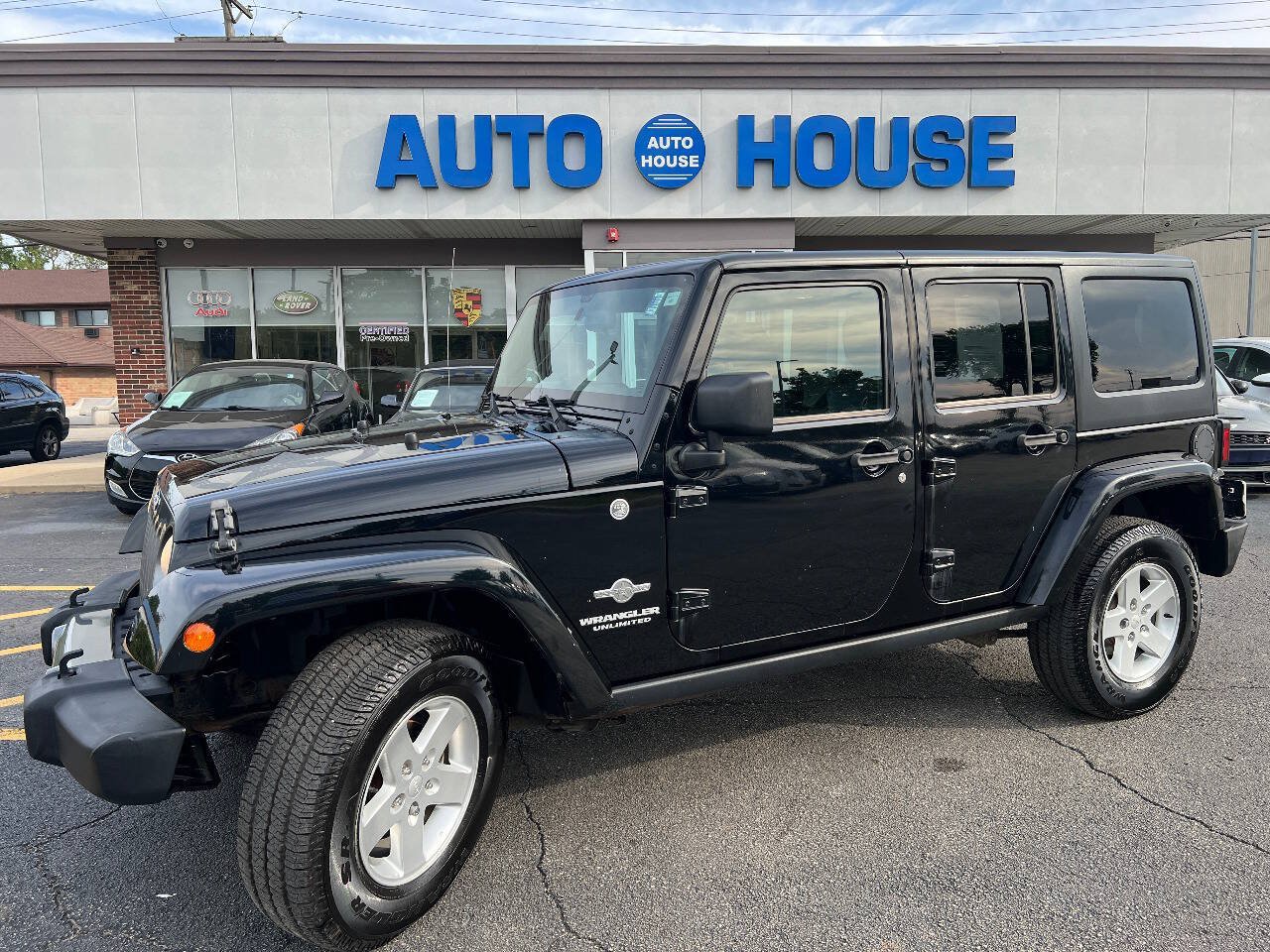 Used 2014 Jeep Wrangler Unlimited Sport AWD/4WD image 1