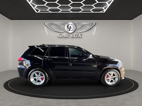 Used 2020 Jeep Grand Cherokee SRT w/ Trailer Tow Group IV image 8