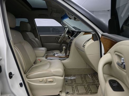 Used 2014 INFINITI QX80 4WD w/ Theater Package image 24