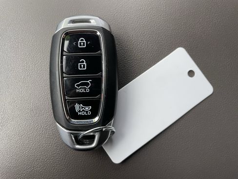 Used 2020 Hyundai Santa Fe Limited image 30