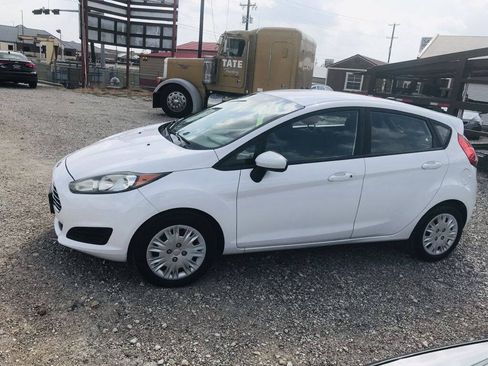 Used 2016 Ford Fiesta S FWD image 3
