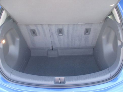 Used 2021 Chevrolet Bolt LT image 12