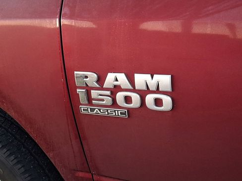 Used 2024 RAM 1500 Classic SLT image 30