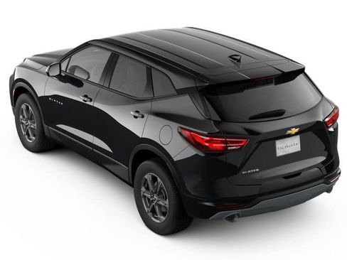 New 2025 Chevrolet Blazer LT w/ Driver Confidence Package image 16