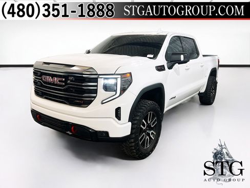 Used 2022 GMC Sierra 1500 AT4 AWD/4WD image 1