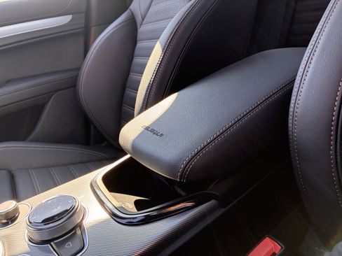 New 2025 Alfa Romeo Stelvio Sprint image 18