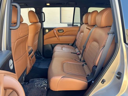 Used 2024 INFINITI QX80 Sensory AWD/4WD image 45