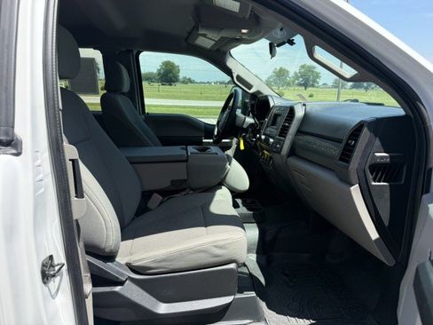 Used 2019 Ford F250 XL w/ Power Equipment Group AWD/4WD image 8