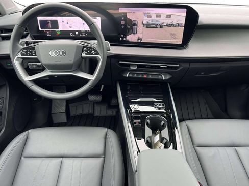 New 2026 Audi Q3 quattro 2.0T AWD/4WD image 10