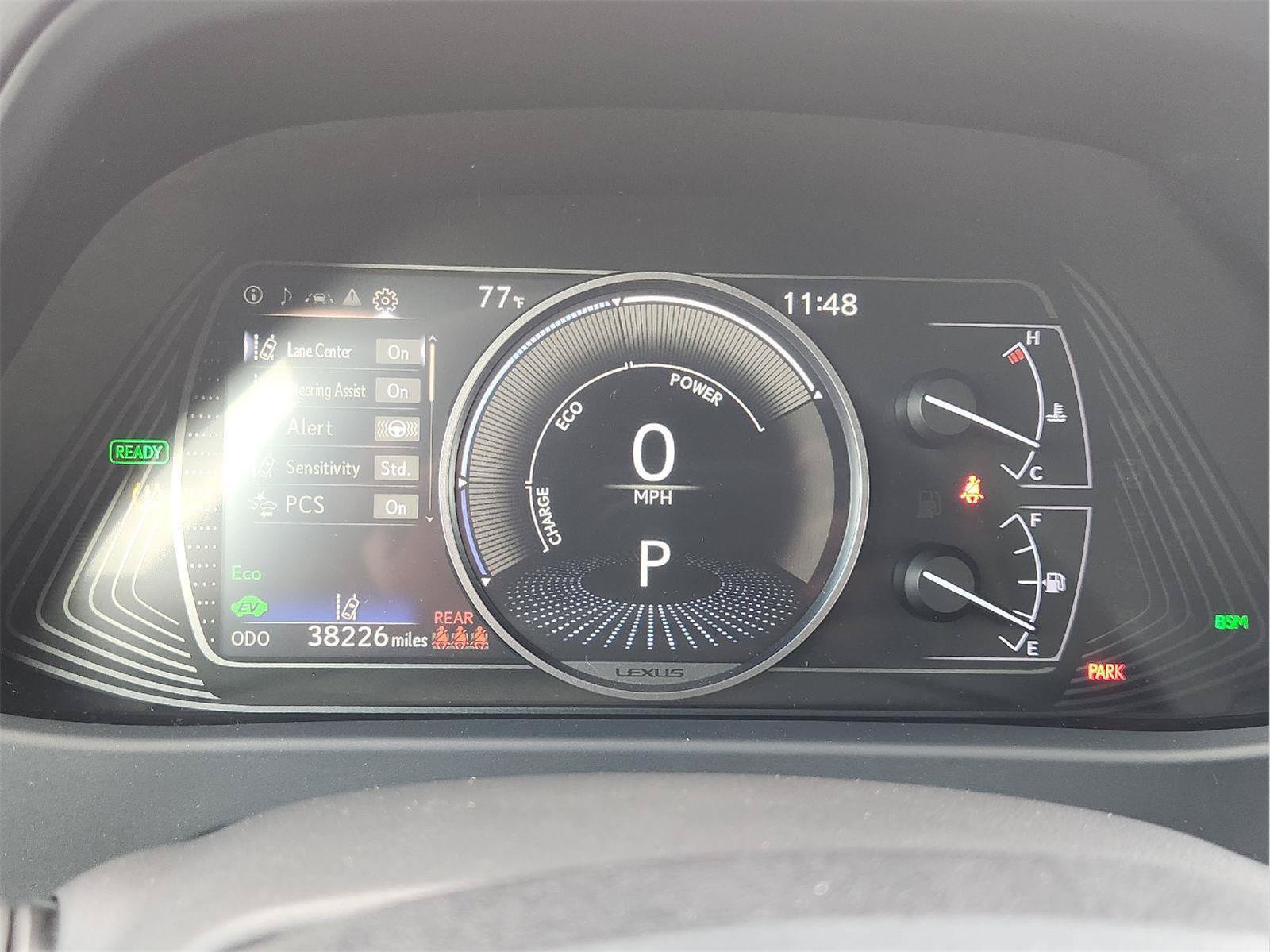 Used 2020 Lexus UX 250h w/ Premium Package AWD/4WD image 16