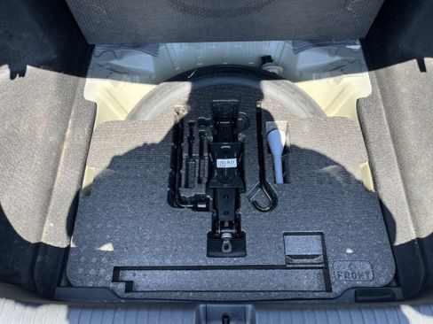 Used 2024 Honda Accord EX image 11