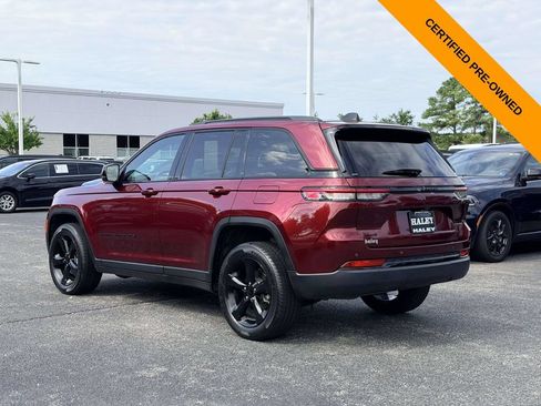 Certified 2023 Jeep Grand Cherokee Altitude AWD/4WD image 4
