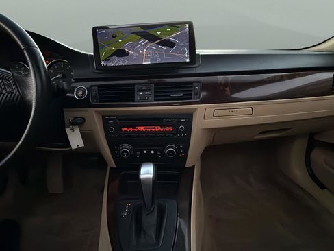 Used 2011 BMW 328i xDrive 328i xDrive Sedan 4D image 16