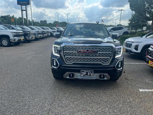 Used 2021 GMC Sierra 1500 Denali w/ Denali Ultimate Package AWD/4WD image 2