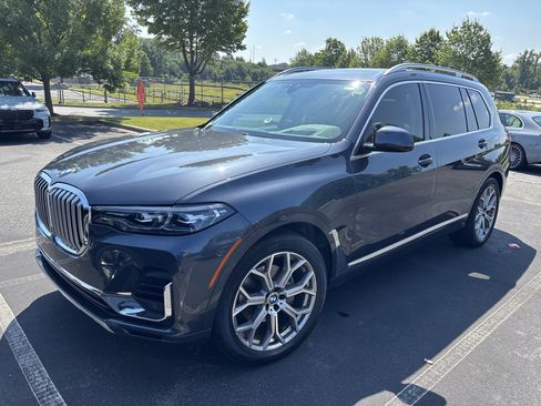 Used 2021 BMW X7 xDrive40i w/ Premium Package AWD/4WD image 13