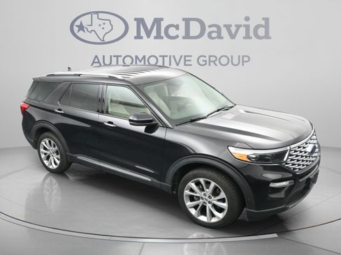 Used 2022 Ford Explorer Platinum w/ Equipment Group 601A AWD/4WD image 33