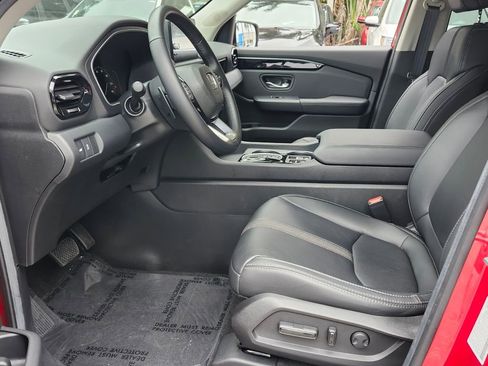 Certified 2025 Honda Pilot EX-L image 5