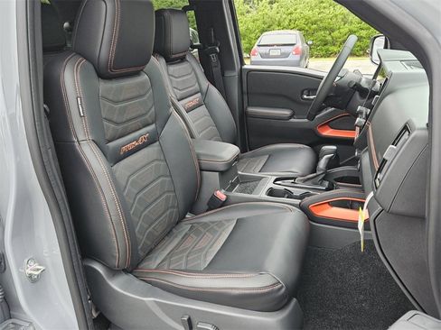 New 2025 Nissan Frontier PRO-4X w/ Pro Premium Package image 13
