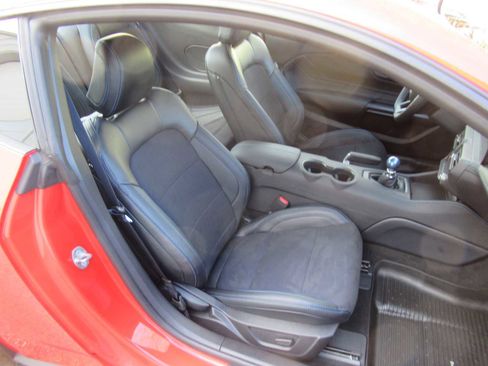 Used 2025 Ford Mustang Dark Horse image 16