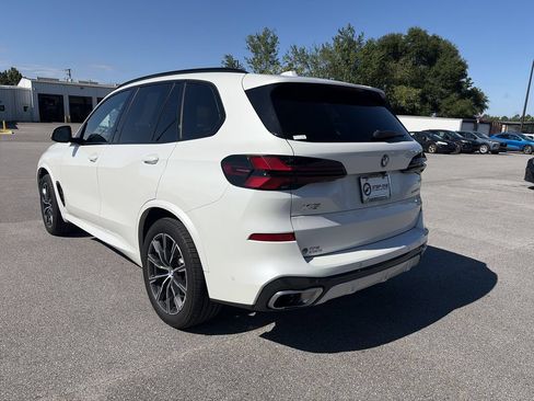 Used 2025 BMW X5 sDrive40i w/ M Sport Package RWD image 5