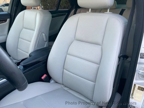 Used 2012 Mercedes-Benz C 250 Sedan image 13