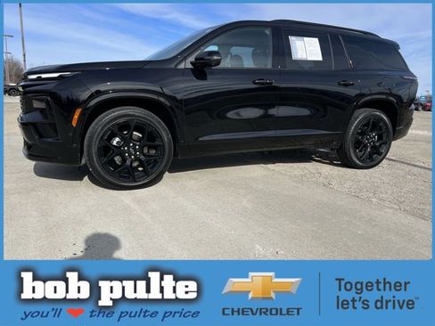 Used 2026 Chevrolet Traverse RS w/ LPO, Floor Liner Package image 1