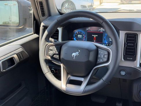 New 2026 Ford Bronco Outer Banks AWD/4WD image 13
