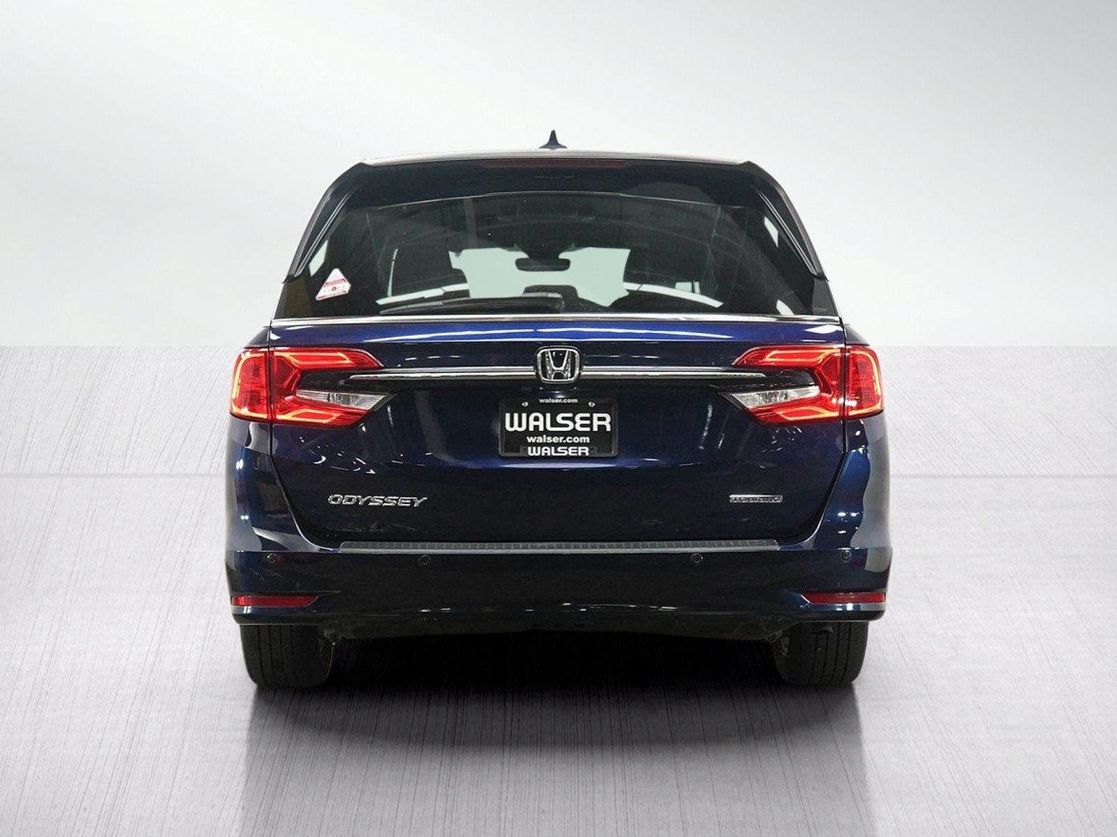 Used 2023 Honda Odyssey Touring image 4